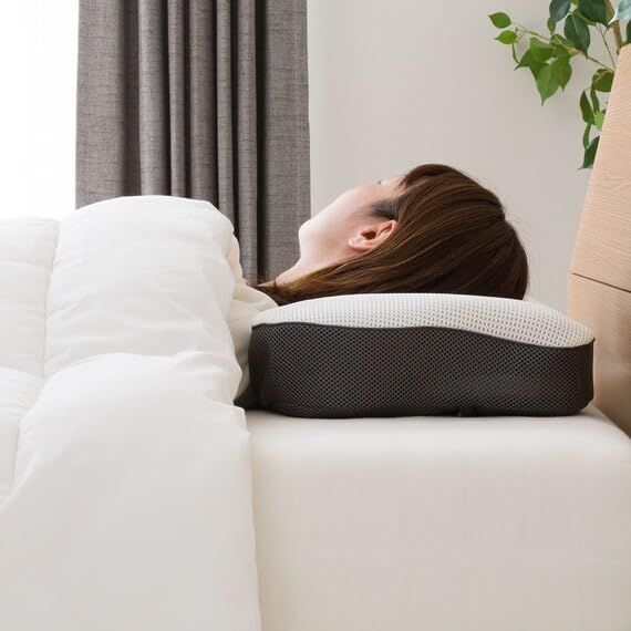 浮かぶように支える 3D枕