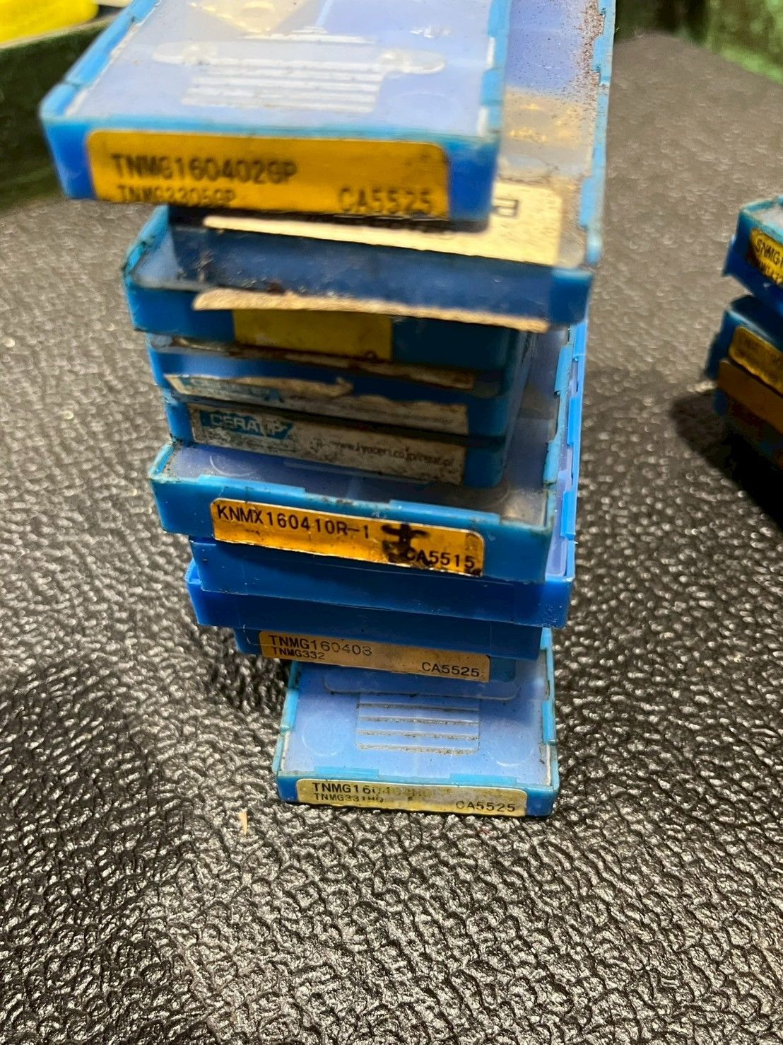 大量!! 3.7 kg KYOCERA 京セラ セラチップ CVDコーティング 旋盤 Lathe レース Tip 切削 旋削 ホルダ サーメット Turning Negative Insert cutting tools S 118 手動のこぎり 丸のこ