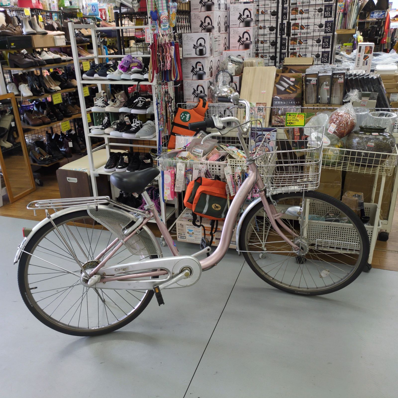 J023☆キズ小凹み☆普通自転車☆BRIDGESTONE☆LEDオート☆内装3段☆26