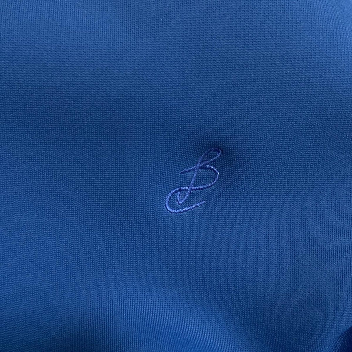 長袖 変形デザイン