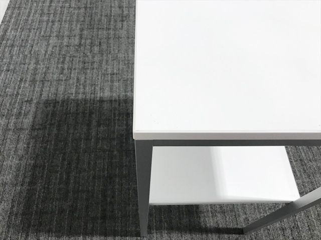 電話台 4L93 フレームタイプ オカムラ ホワイト MARWIL-DEMENAGEMENTS_CH