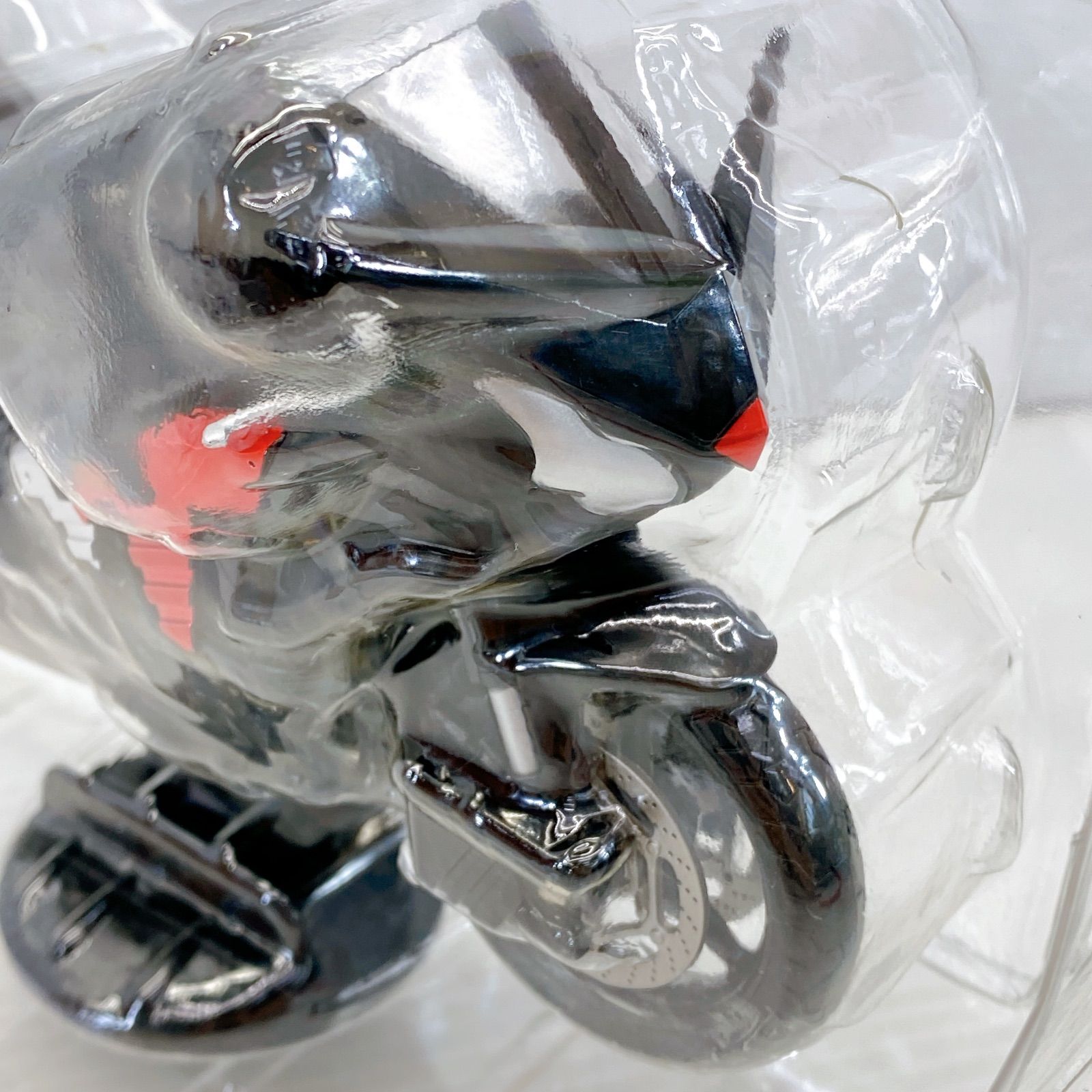 BANDAI - 仮面ライダースカル クリスタル スカルボイルダー フィギュアセット 中古 仮面ライダースカルの愛機「スカルボイルダー」のフィギュア