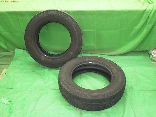 【中古】トラックタイヤ エナセーブ 215/70R17.5 2本