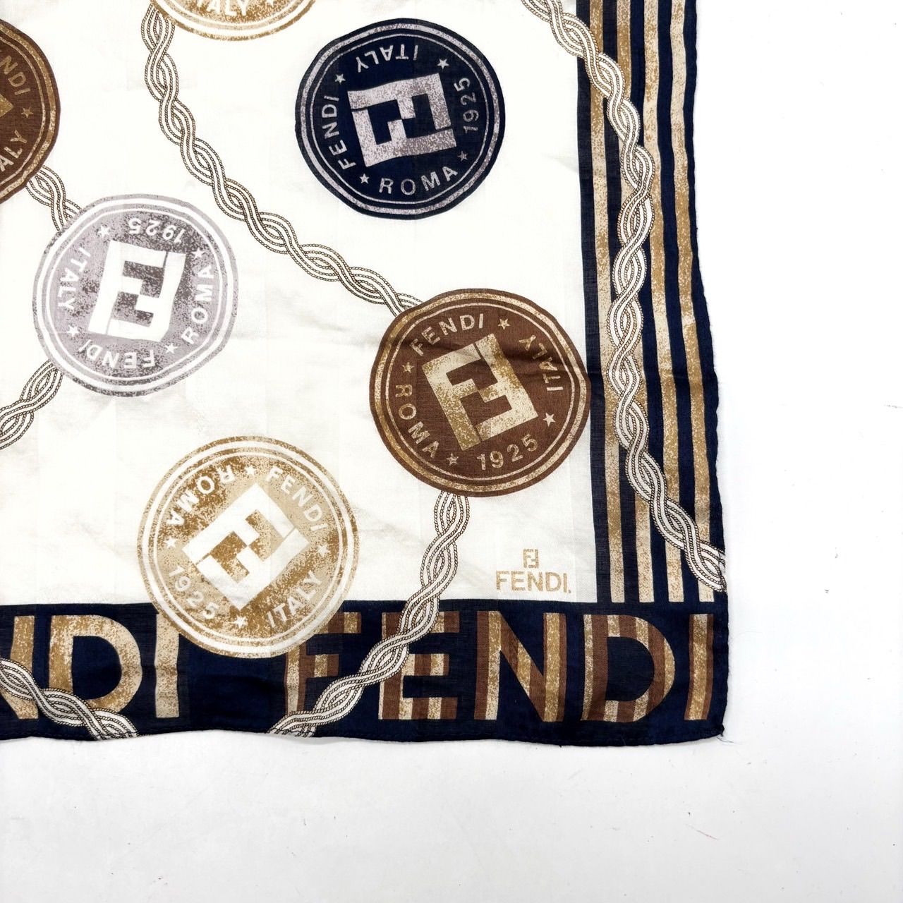 【超美品】FENDI フェンディ　FFロゴスカーフ ブラウン　ブラック 超美品】FENDI フェンディ FFロゴスカーフ ブラウン ブラック