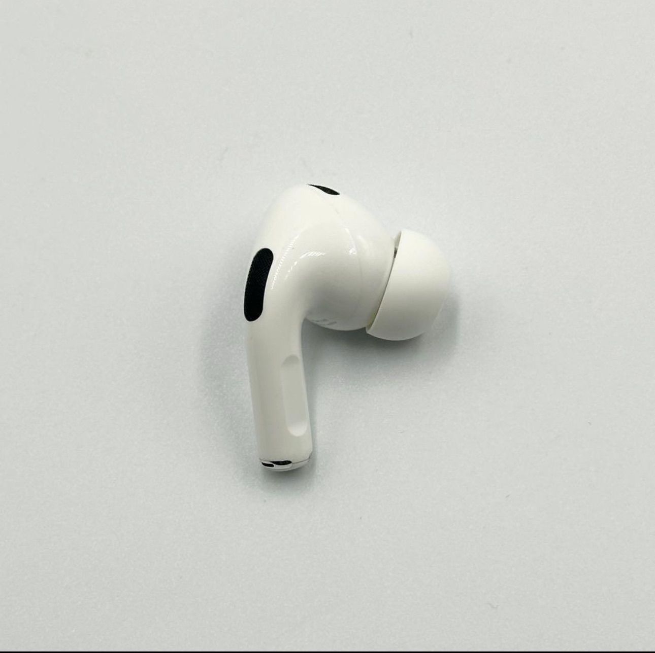右耳 Apple AirPods Pro 第2世代 正規品 片耳　619 右耳 Apple AirPods Pro 第2世代 正規品 片耳619 楽天市場】右耳のみ