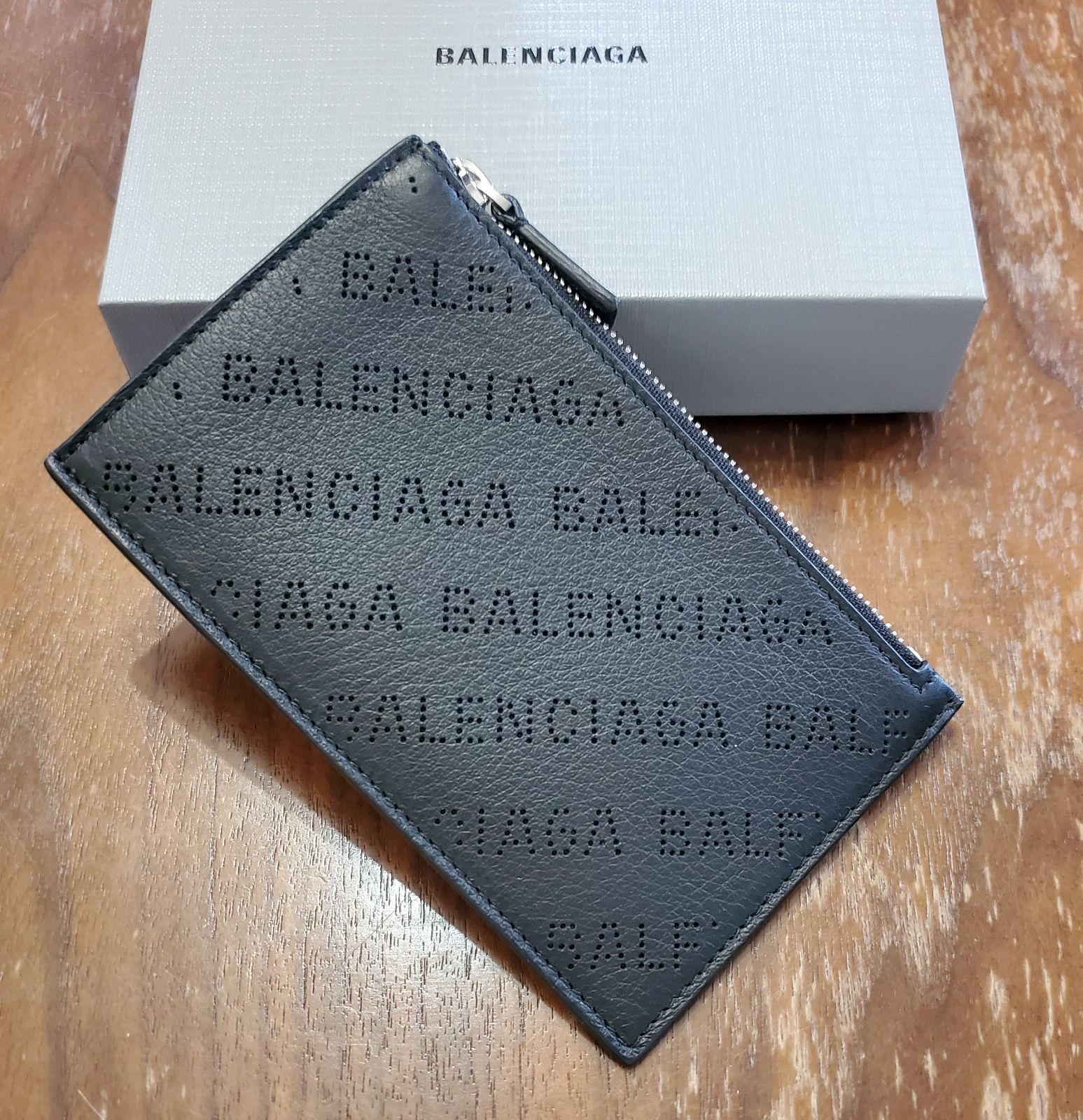 バレンシアガ　新品　メンズ　フラグメントケース(グレー)