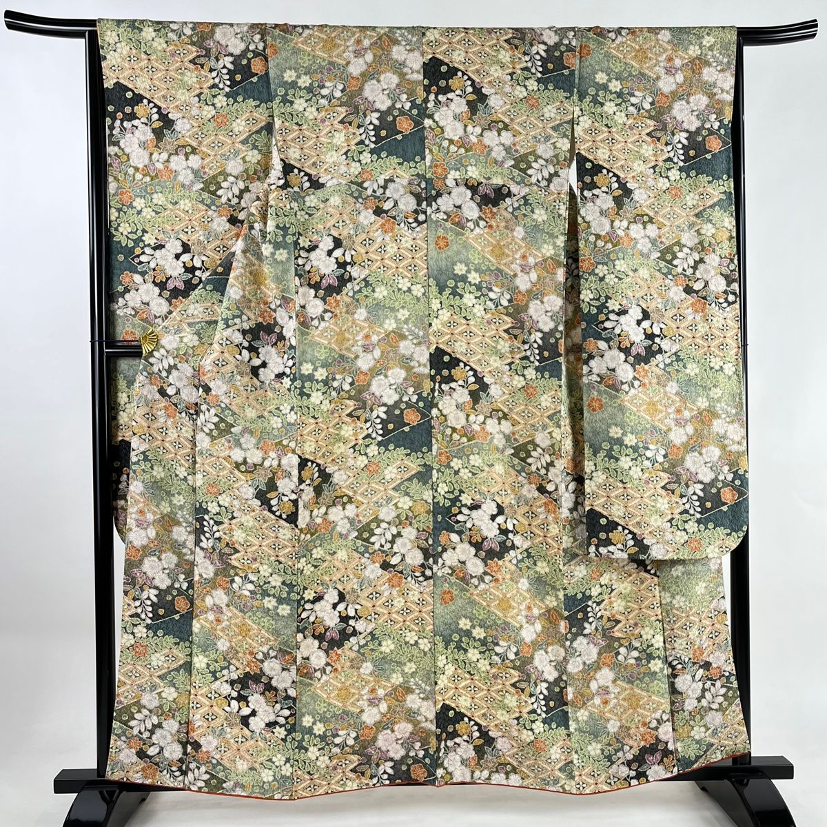 【特上品】訪問着 未着用美品 正絹 絞り辻が花模様 身丈159cm 裄丈62.5cm 訪問着 未使用 新古品 着物 b0922 仕立て上がり