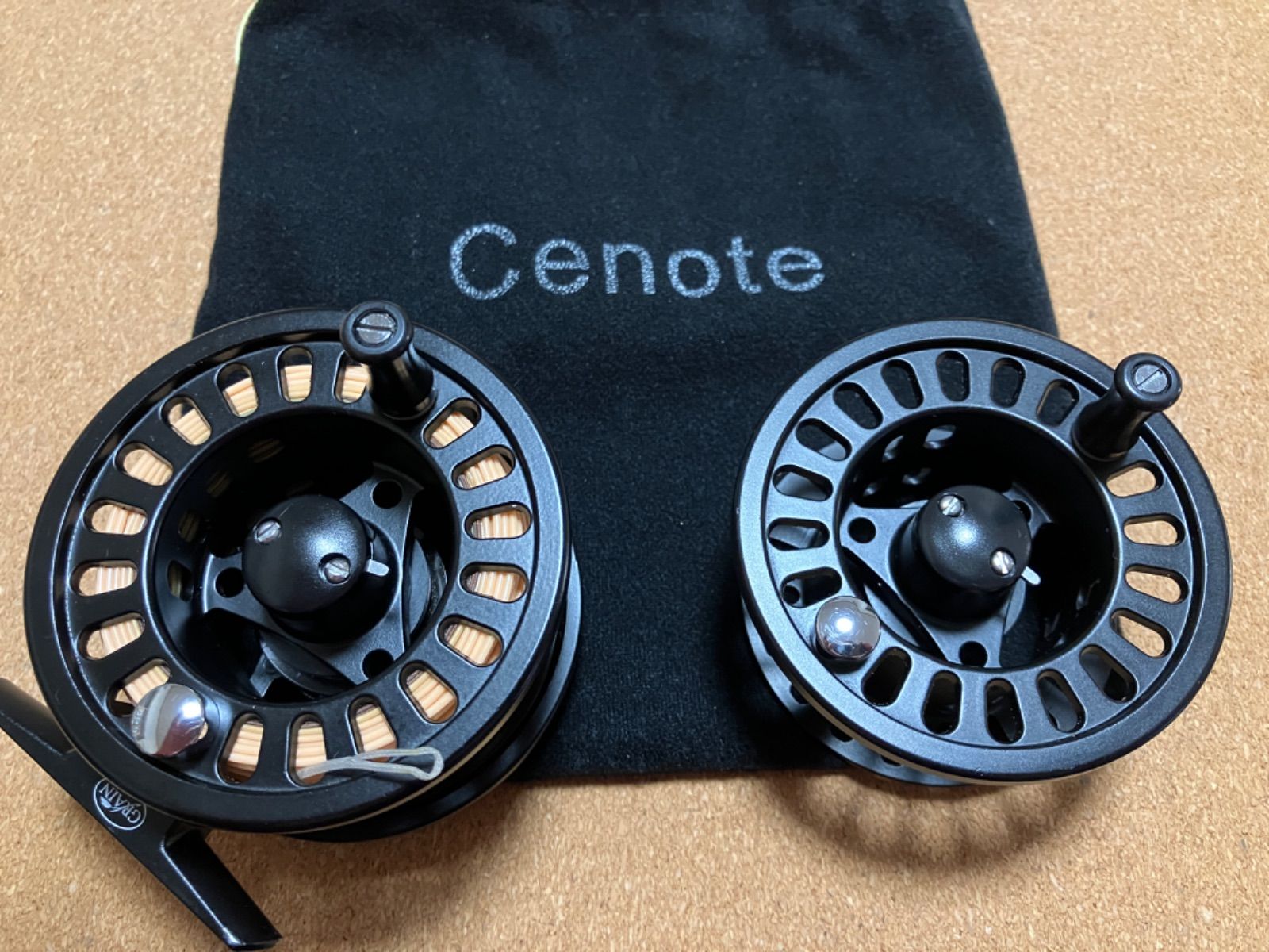 cenote リール② フライリール・美品】GRAIN（グレイン） Cenote