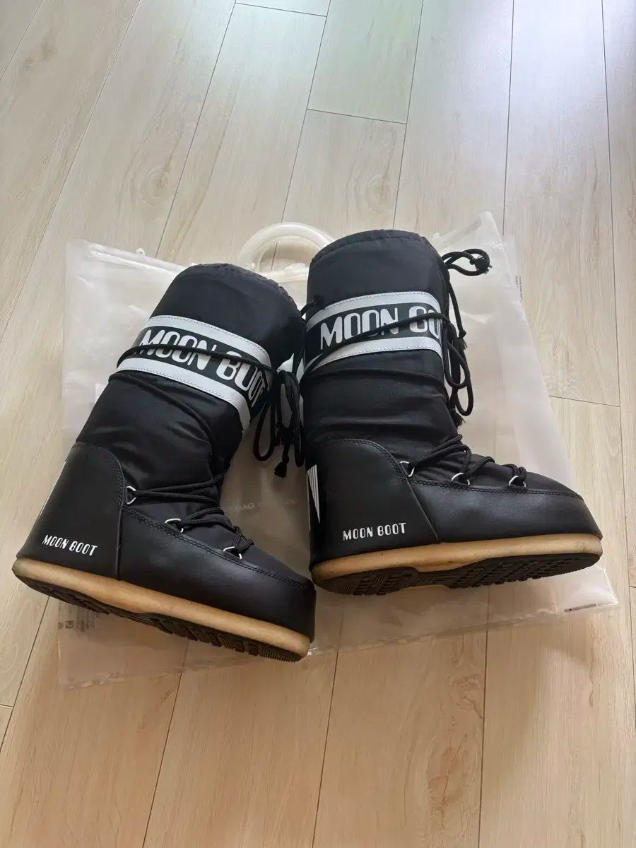 MOON BOOT ムーンブーツ アイコン ナイロン ブーツ E4