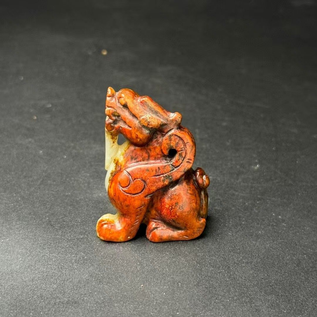 【予約販売】本 中国古美術.旧蔵品.古和田玉瑞獸.純手工細密彫.裝身具.裝飾品 彫刻・オブジェ