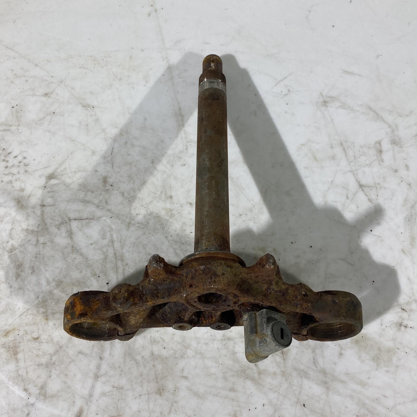 SUZUKI GT750 アンダースチム