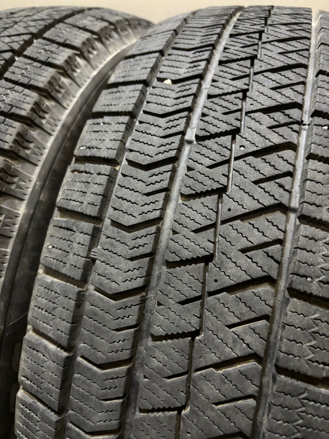 MICHELIN X-ICE SNOW 205/60R16 96H XL スタッドレスタイヤ 4本セット