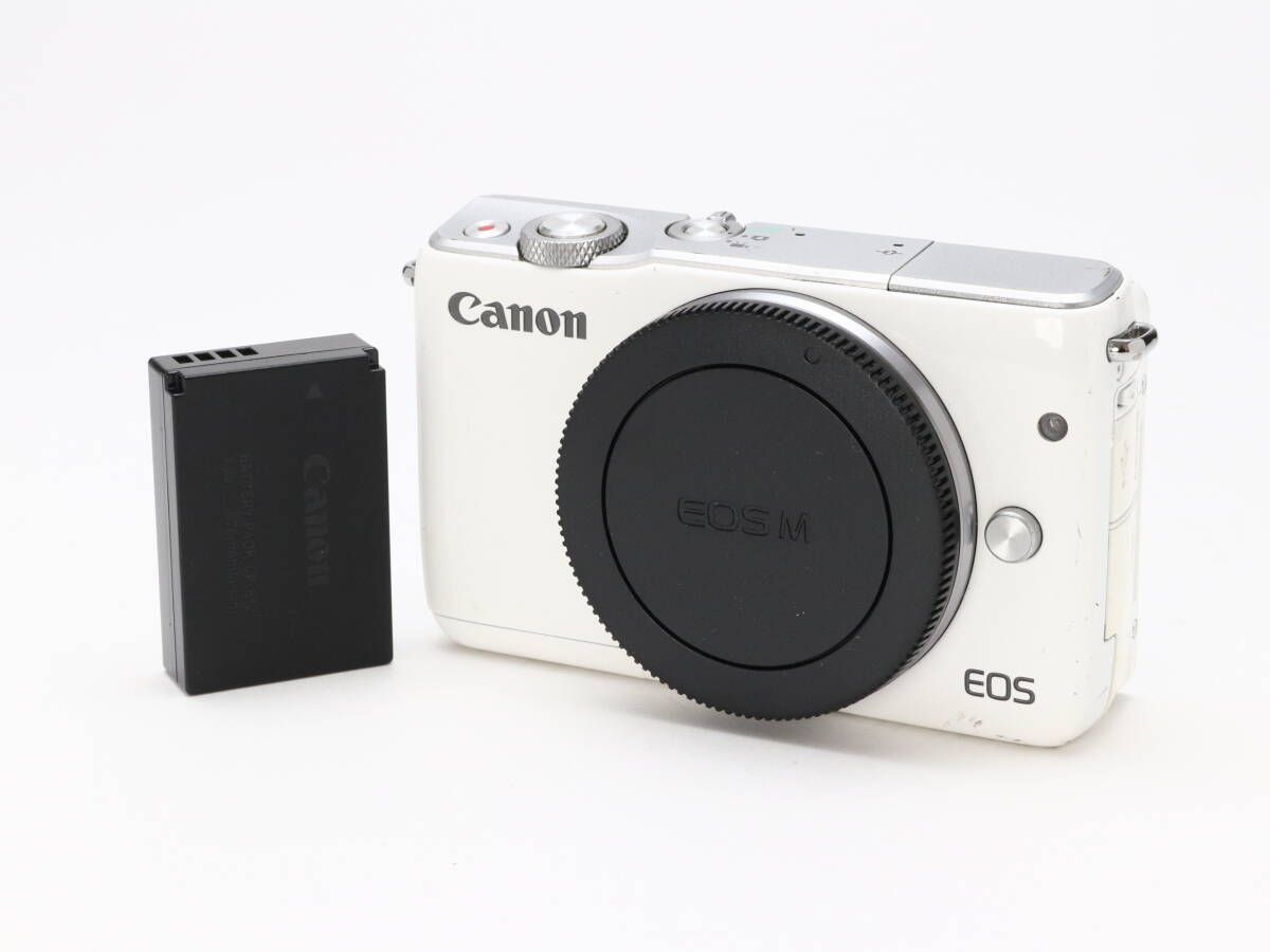 Canon EOS M10 ホワイト パンケーキレンズ EF-M 22mm付 キヤノン Canon EOS M10 ホワイトボディ EF-M 22mm F2 シルバー 単焦点