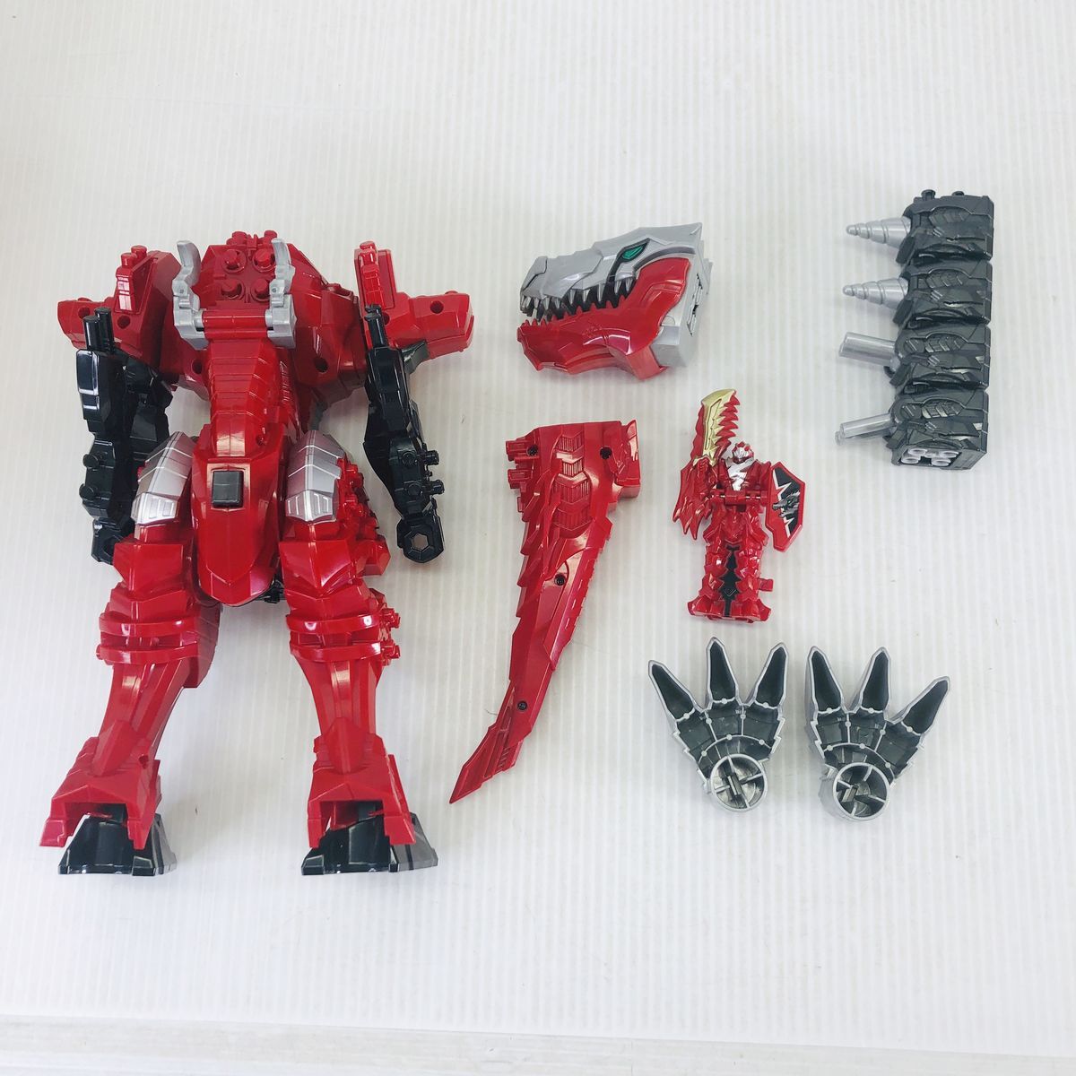 リュウソウジャー