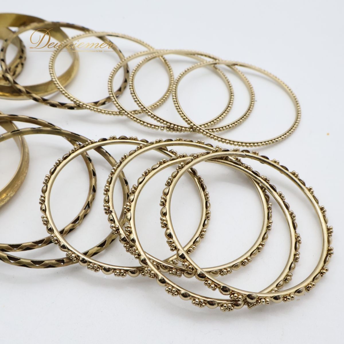 【ベリーダンス衣装 小物 まとめ売り】4種類 セット バングル アクセサリー ジュエリー ラメ 民族舞踊 飾り 輝き ケース付き Amazon | [EXCEART] 1 セット ベリーダンス衣装アクセサリー