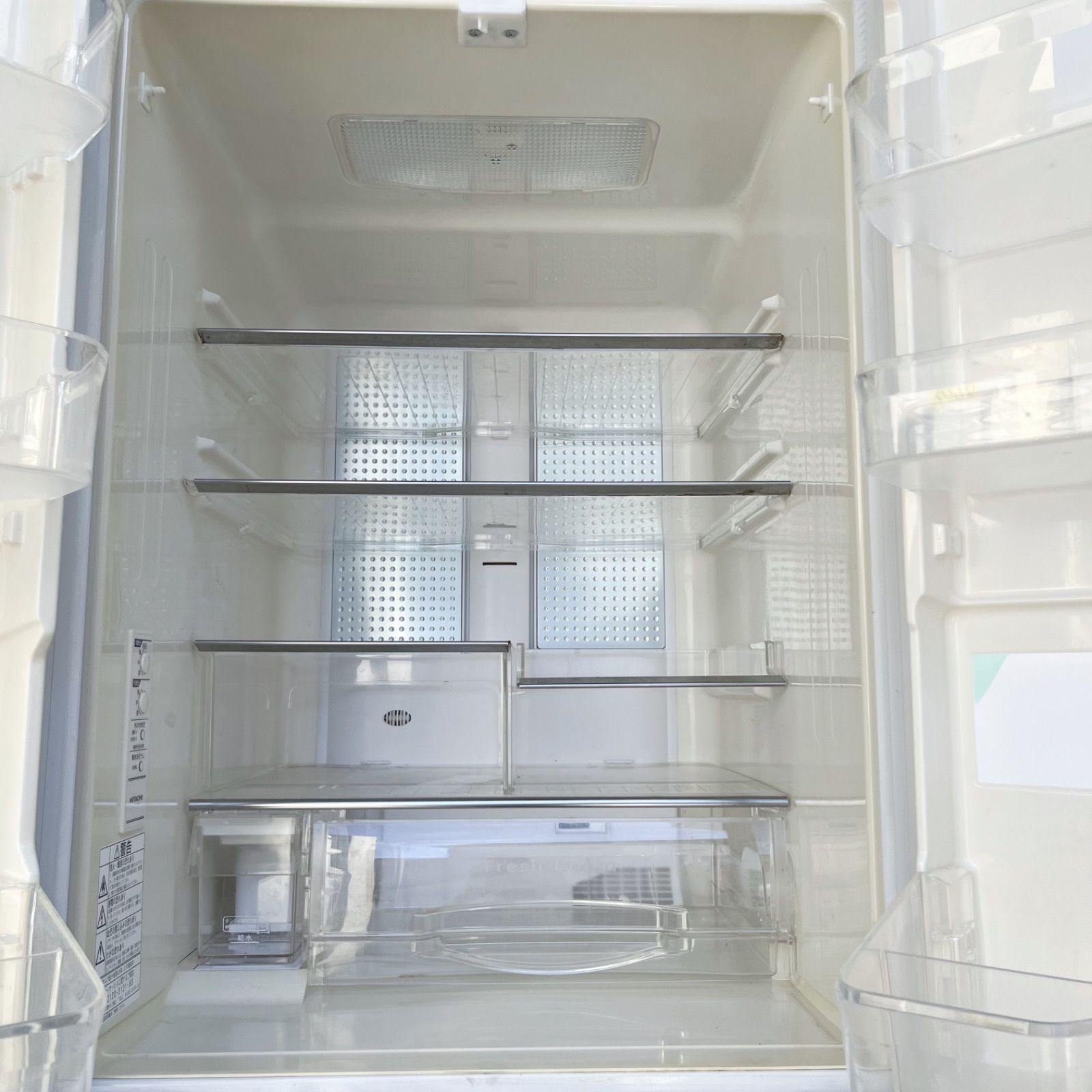 66取付無料！完動品！高性能日立自動製氷付き おしゃれホワイト6ドア冷蔵庫！ 66取付無料！完動品！高性能日立自動製氷付き おしゃれホワイト6