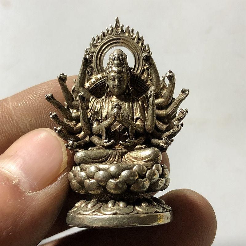 仏教美術 準提菩薩仏像 千手観音菩薩 小仏像 銅製品 工芸品 置物 仏教美術 仏像 小仏像 千手観音 銅製 工芸品 置物 - メルカリ