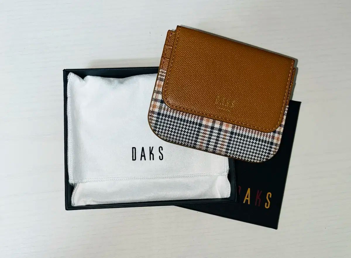 DAKS ダックス カードウォレット