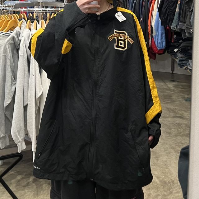 【NIKE／ナイキ】ナイロンジャケット