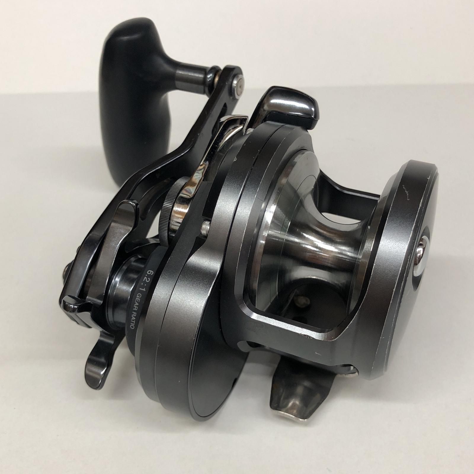 加古川店 SHIMANO | シマノ リール 19オシアジガーFカスタム 2000NRHG ベイトリール|右ハンドル 86