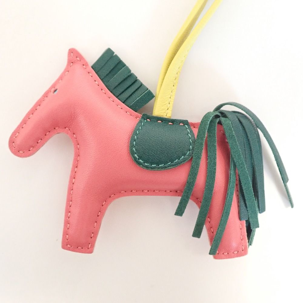 Th991661 エルメス チャーム ロデオPM 馬 刻印無し 本革 ピンク