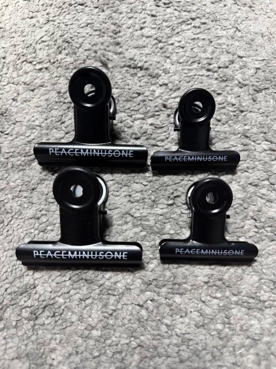 PEACEMINUSONE ピースマイナスワン Fragment Design フラグメント クリップ