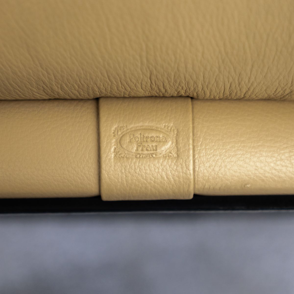 オットマン レザー