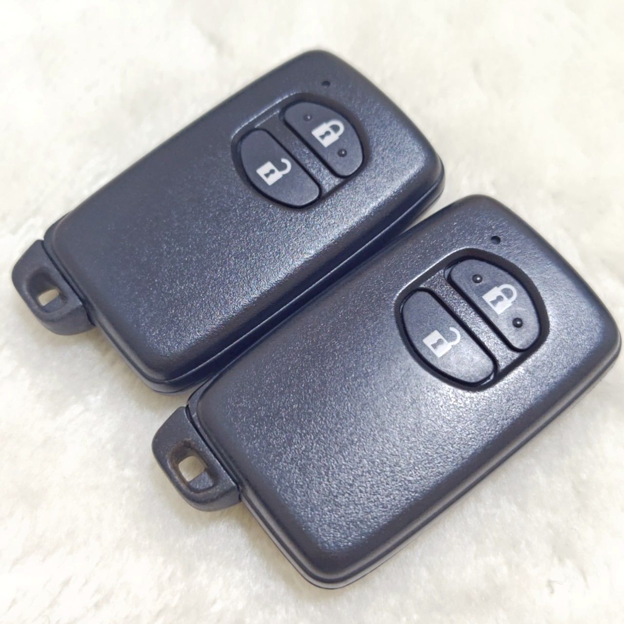 TOYOTA:スマートキー　８個セット・２ボタン トヨタ レクサス 2つボタン内溝 リモコンキー補修用ブランクキー