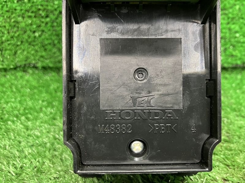 N-BOX JF2 パワーウインドウスイッチ G 4WD TEL 35750-TY0-J04 YR593P