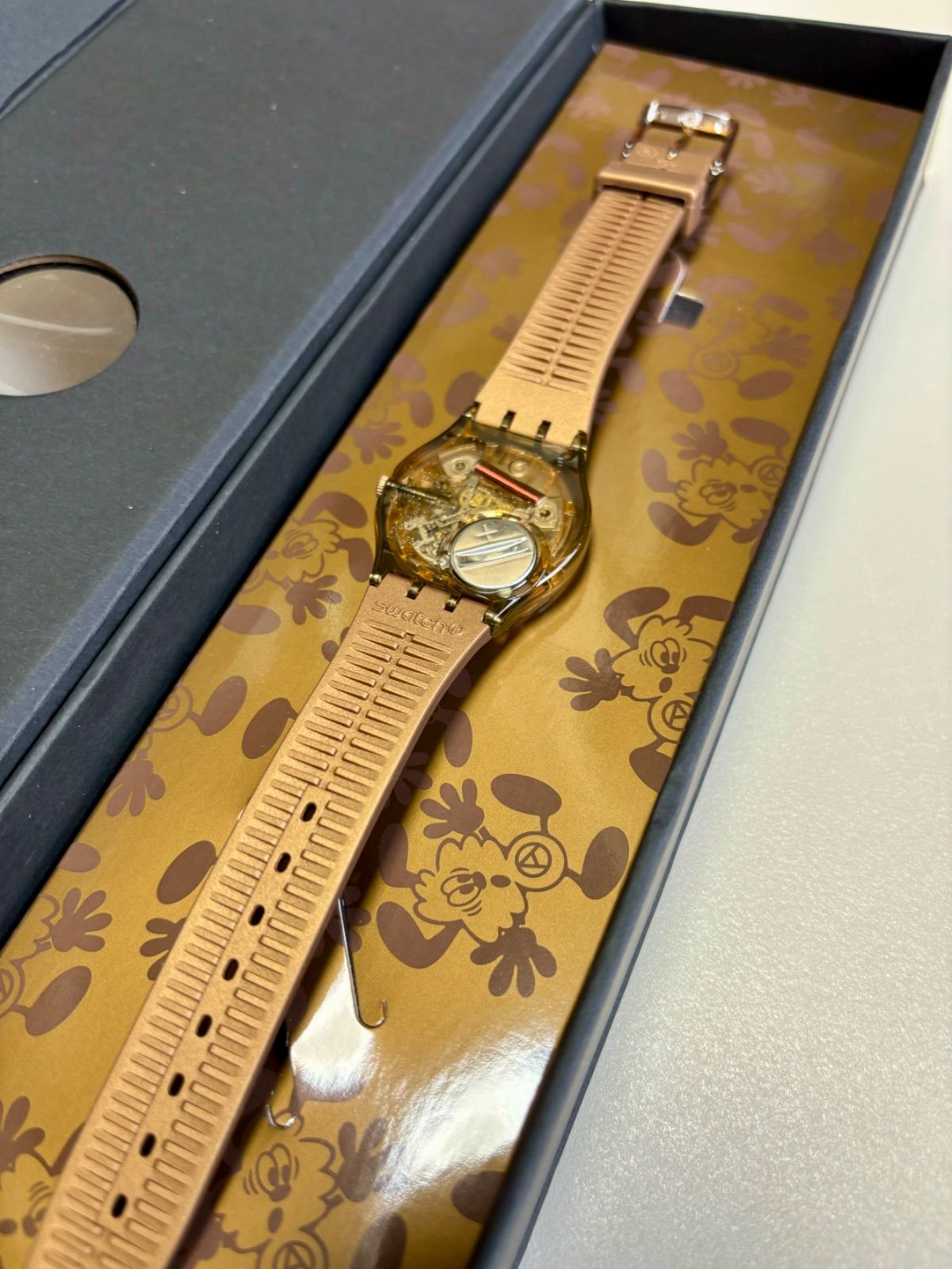 完売品❗️Verdy x Swatch Vick Bronze By Verdy Art Special Watch 新品✨