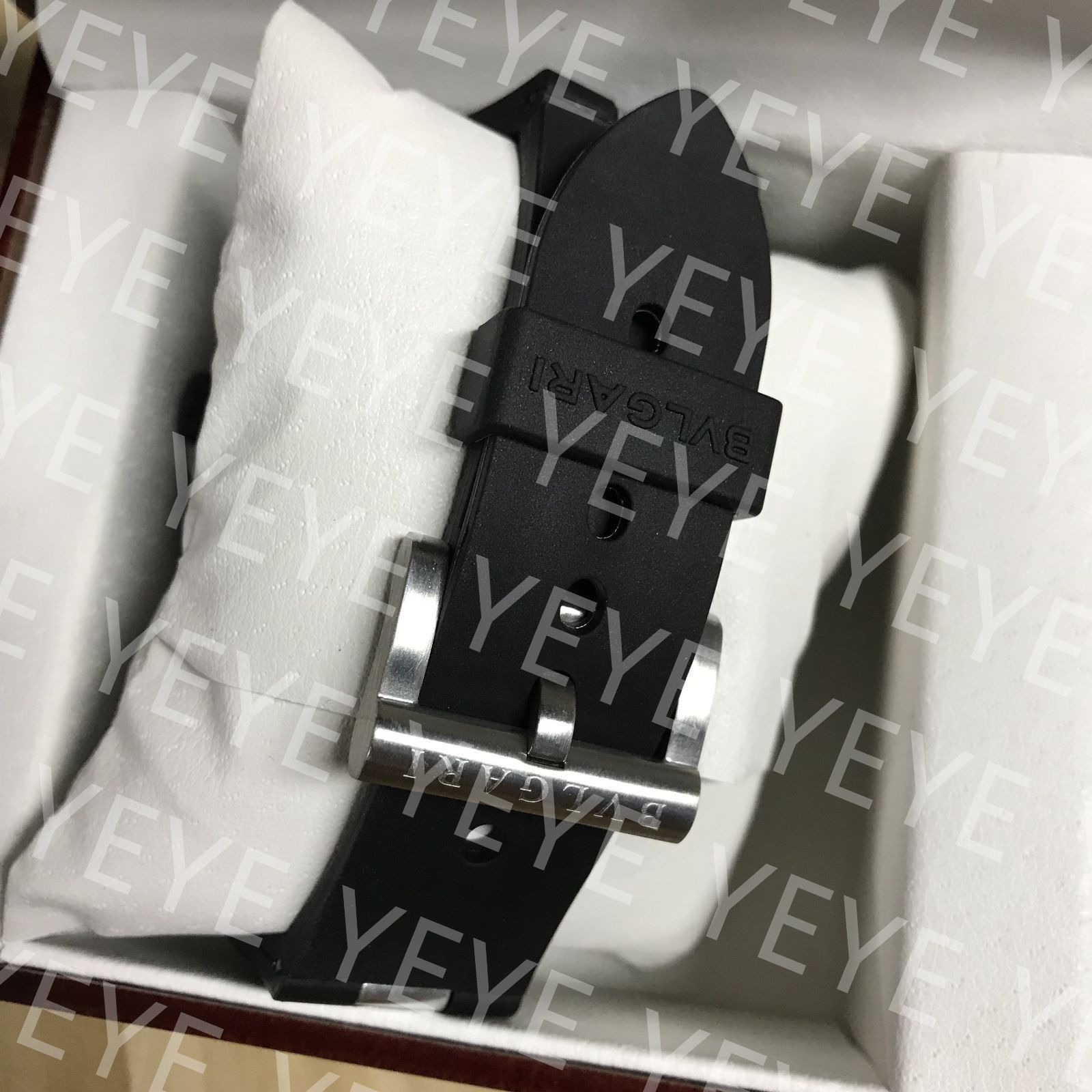 新品 BVLGARI ブルガリ メンズ 腕時計 即購入不可 38