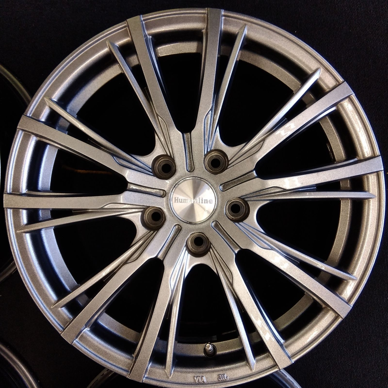 送料無料】【17×7.0J+48】中古 ホイール 4本セット トレジャーワン 