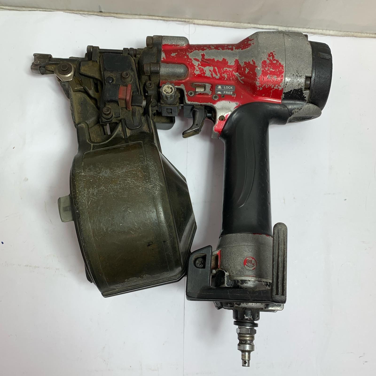 ♭♭MAKITA マキタ 高圧釘打機 型番不明 レッド
