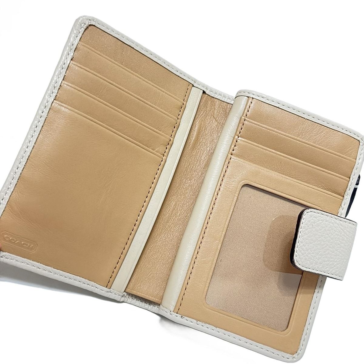 コーチ COACH アコーディオン ジップアラウンド ウォレット PVC / レザー カラーブロック シグネチャー F57318 長財布 ラウンド ファスナー ロングウォレット レディース ベージュ / ライトブルー 美品 中古 mas06007 美品 コーチCOACH 本革 ２つ折り 財布 ウォレット L字ファスナー小銭入付