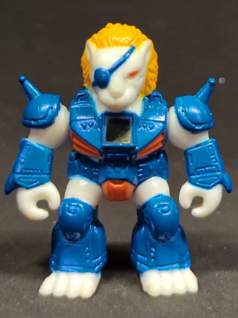 ビーストフォーマー 総司令官ホワイトレオ タカラ ビーストフォーマー TFBF 総司令官 ホワイトレオ - メルカリ