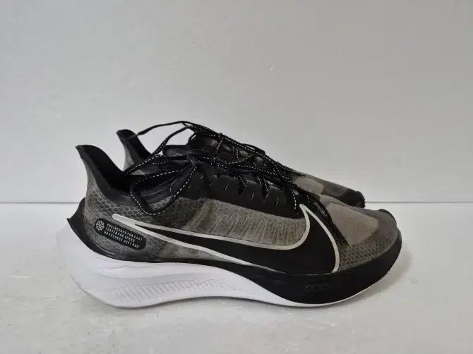 【雷市場（ポンジャン）商品韓国直送】NIKE(ナイキ) メンズ スニーカー 275