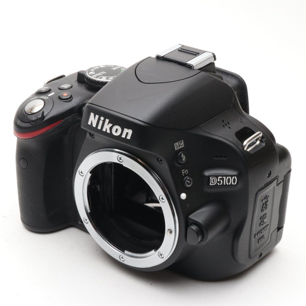 １着でも送料無料 Nikon デジタル一眼レフカメラ D5100 ボディ - メルカリ デジタルカメラ