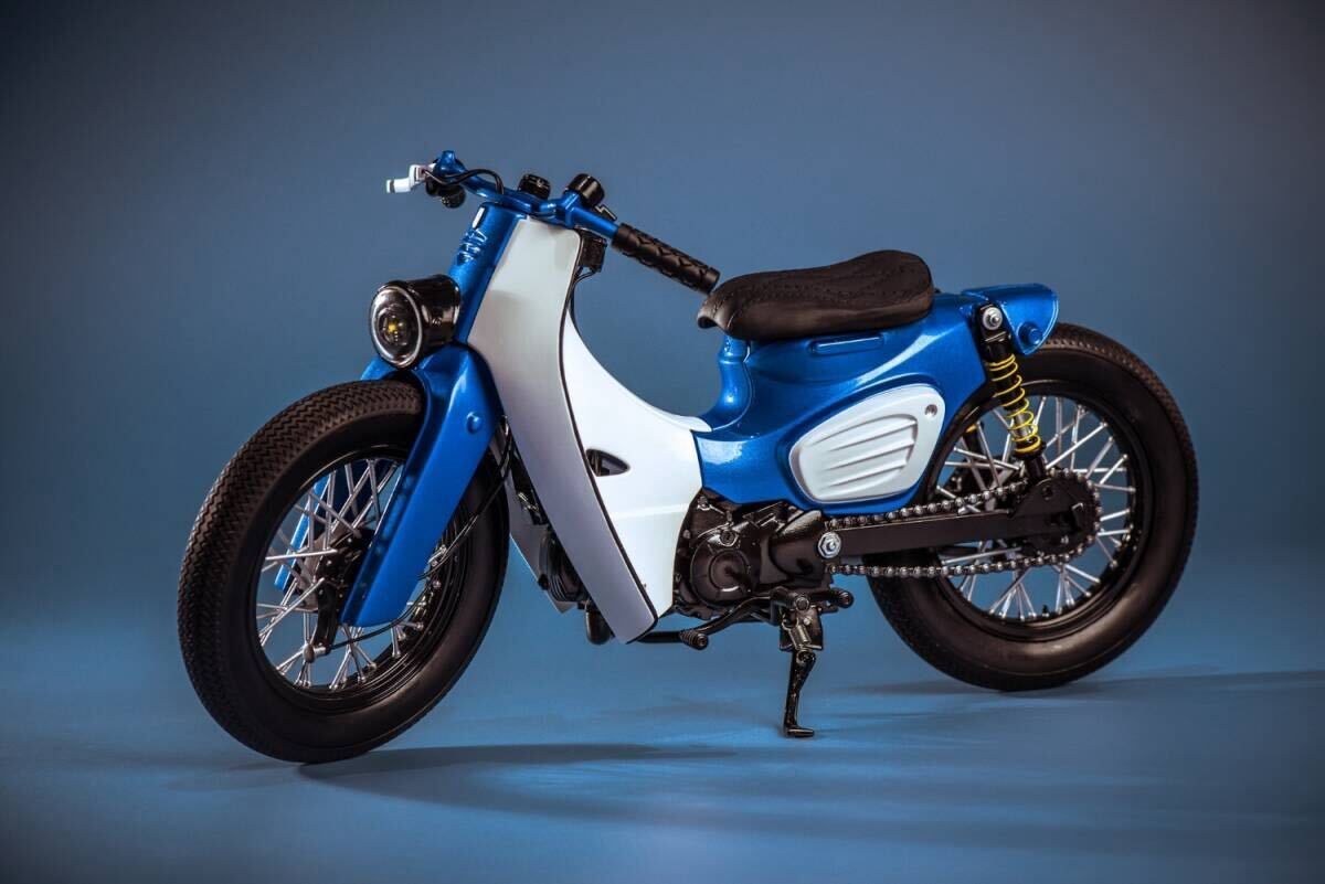 trickyMan12 1/6 ホンダ カブ スーパーカブ Blue.Ver trickyMan12 1/6 ホンダ カブ スーパーカブ Blue.Ver 未開封新品