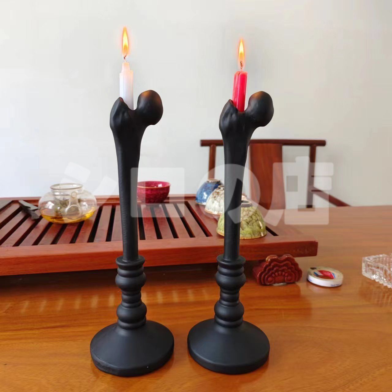 キャンドルホルダー キャンドル ホルダー 黒い骨型 ボーン ろうそく立て 神秘 ろうそくスタンド 置物 樹脂 ハロウィングッズ ハロウィン装飾 イベント ホラー ギフト プレゼント 2個セット