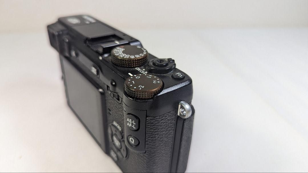 ダミー］FUJIFILM ミラーレスカメラ X-E1 ボディ