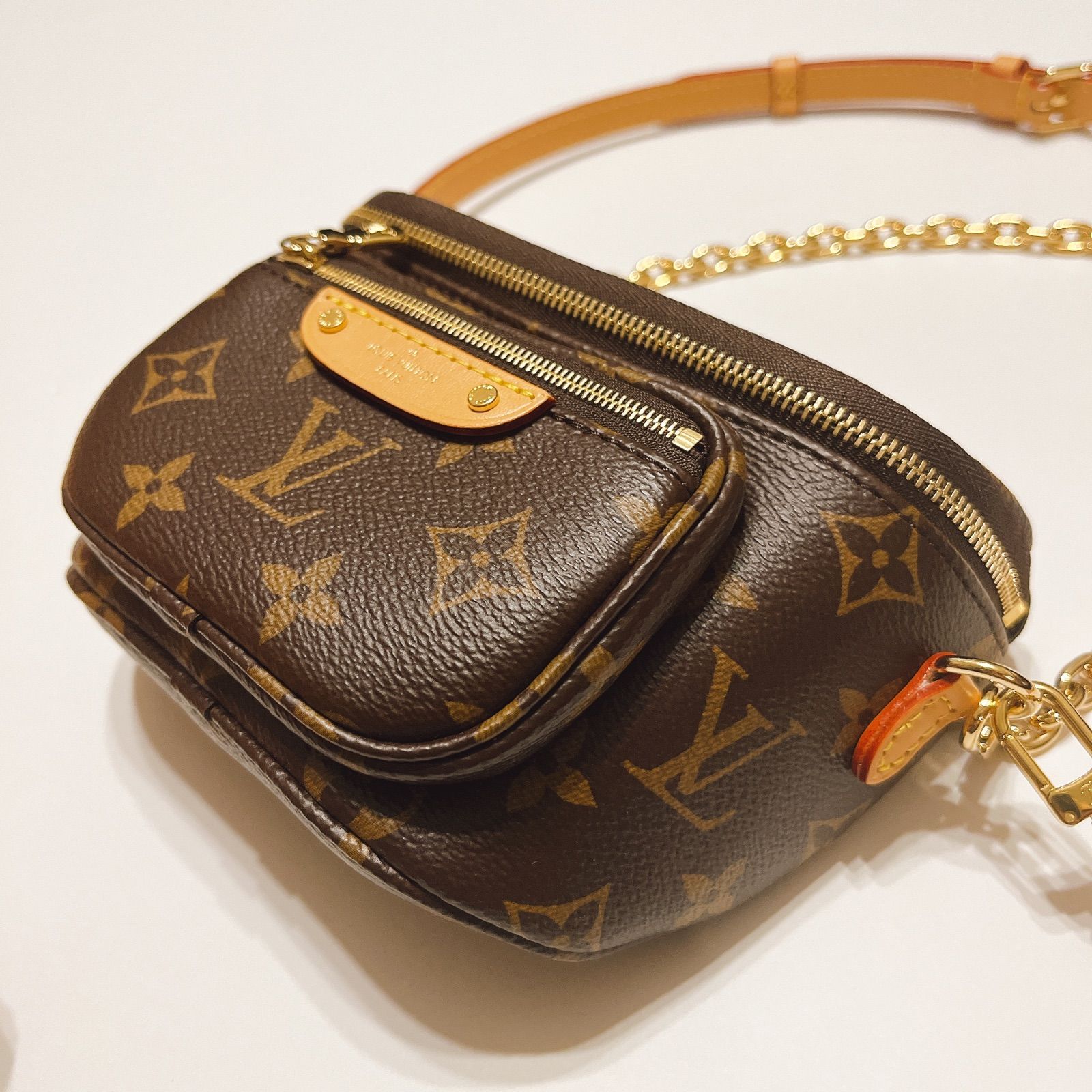 ルイヴィトン　バムバッグ　2way Louis Vuitton