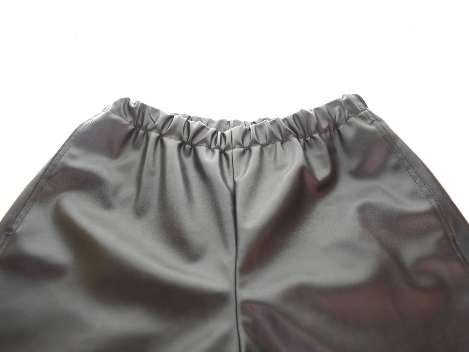 一点物　Maison Margiela MM6 フェイクレザー　ショートパンツ 楽天市場】MM6 エムエムシックス メゾンマルジェラ S52KA0282