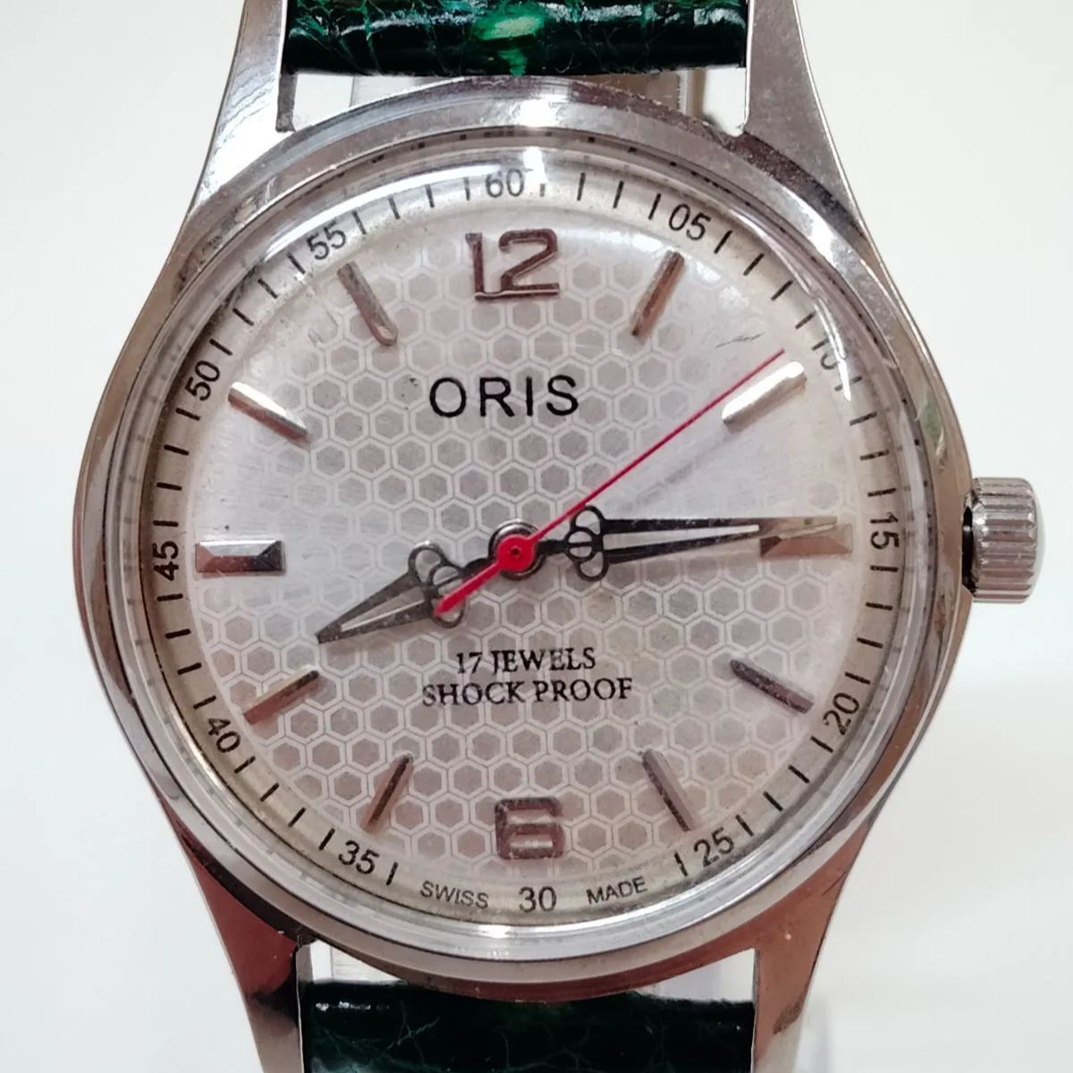 美品 ヴィンテージ】ORIS オリス 17石 シルバーダイヤル 機械式手巻き（SNA） - メルカリ