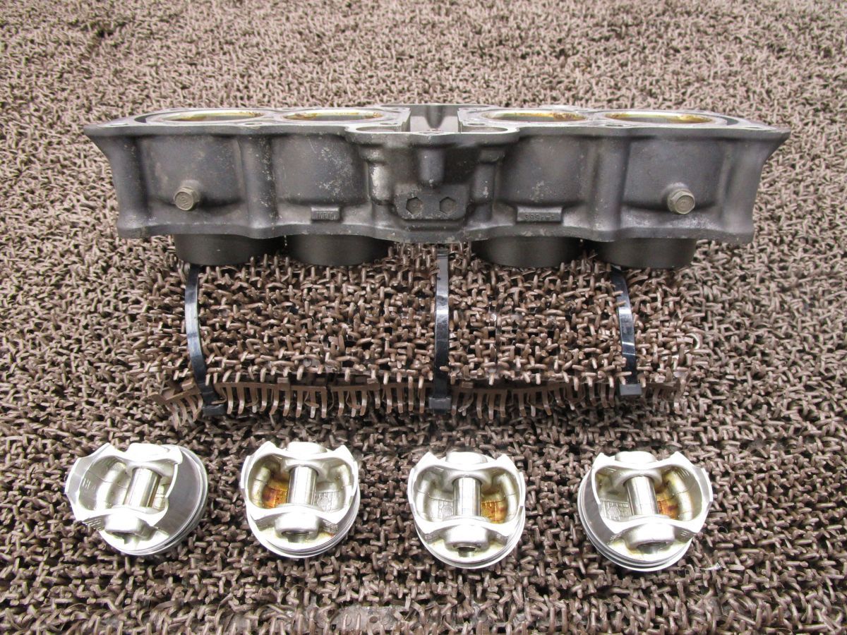 CB400SB レボ シリンダー ピストン □A5995 NC42 ホンダ NC42E スーパーボルドール REVO 動画有 FI インジェクション