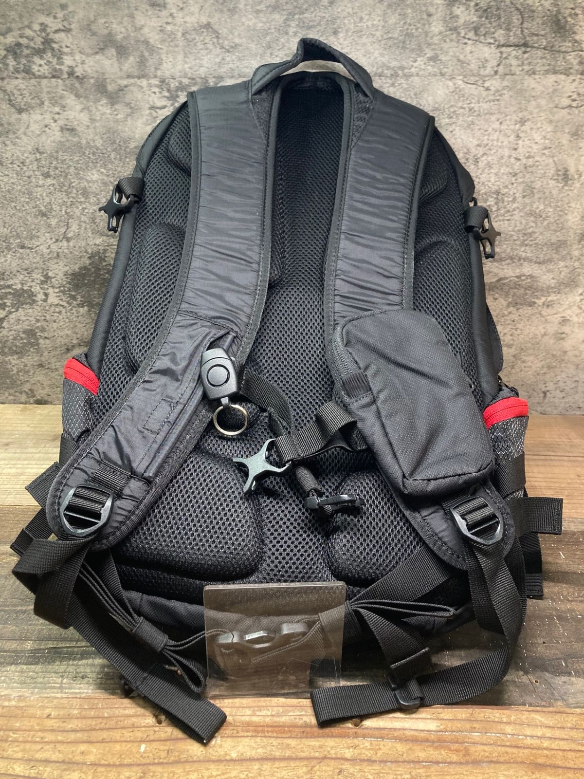 IN588 シマノ SHIMANO T30 サイクリングバッグ バックパック 16L 黒