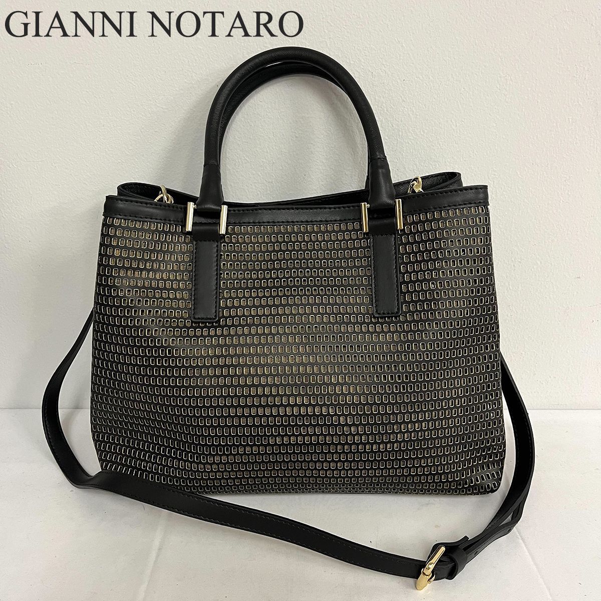 美品　GIANNI NOTARO　ジャンニノターロ　2way　ハンドバッグ　ショルダーバッグ　ブラック　パンチング