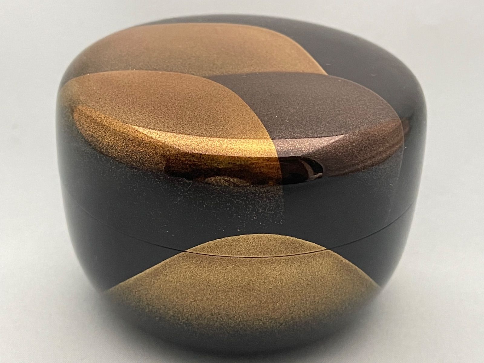 輪島塗　鈴谷鐡五郎　遠山平棗　共箱　無傷　未使用品　茶道具　棗　真物保証 輪島塗 鈴谷鐡五郎 遠山平棗 共箱 無傷 未使用品 茶道具 棗 真物保証