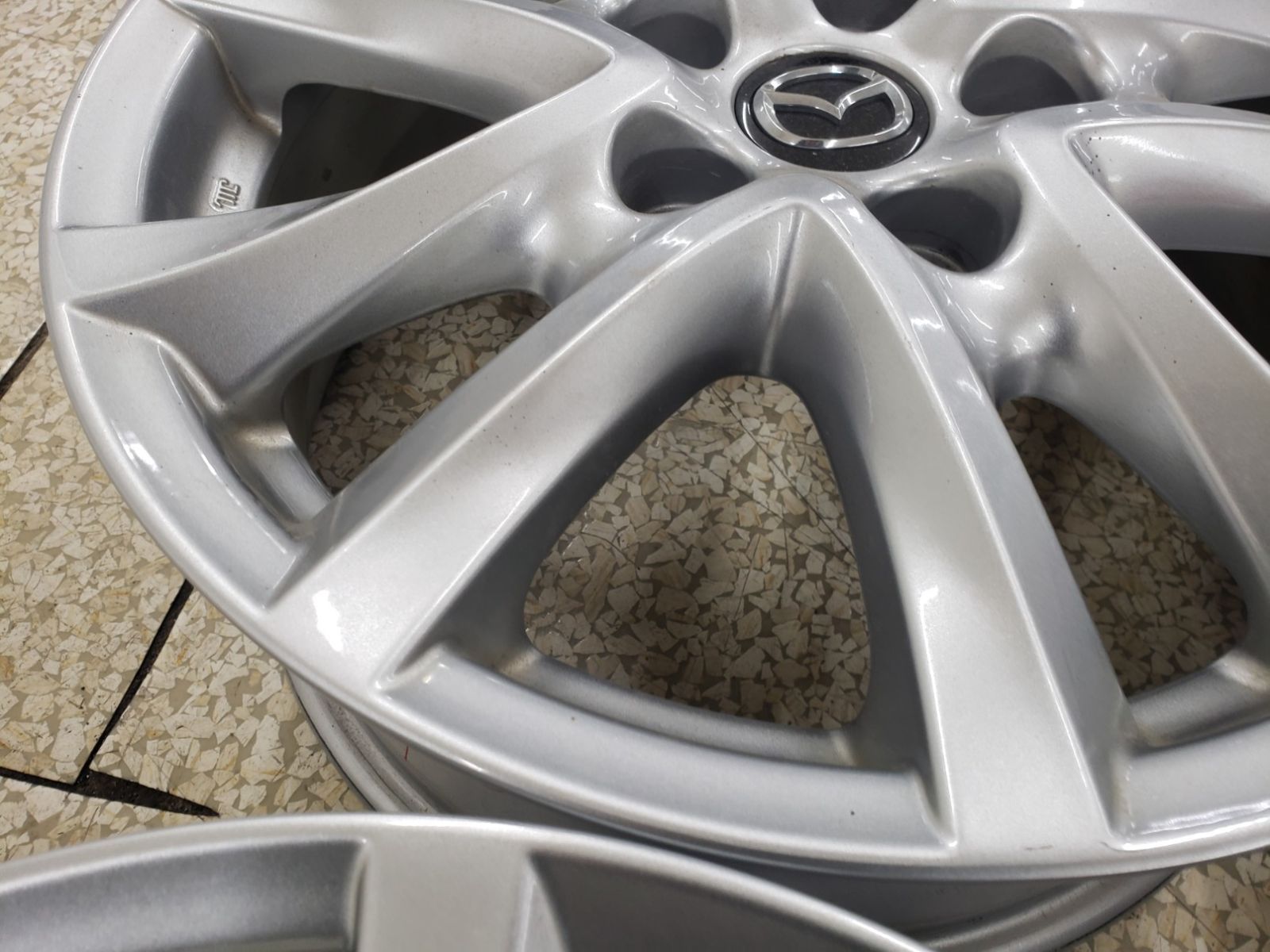 MAZDA3 BL