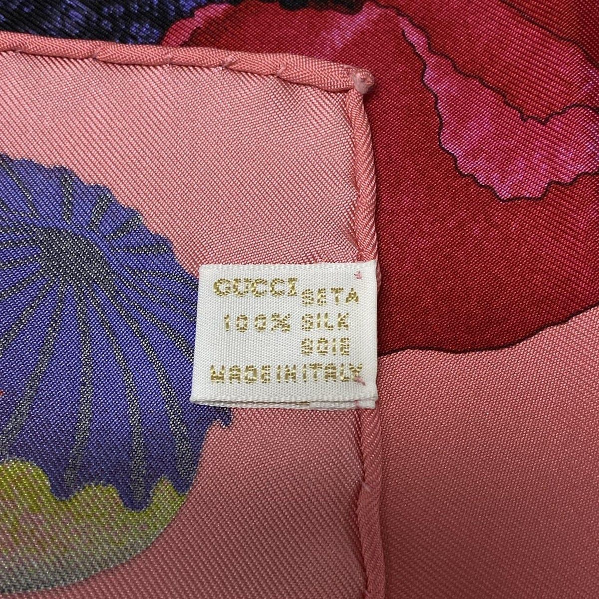 美品 90s GUCCI グッチ スカーフ レッド 赤 タッセル 総柄 シルク 美品 90s GUCCI グッチ スカーフ レッド 赤 タッセル 総柄 シルク