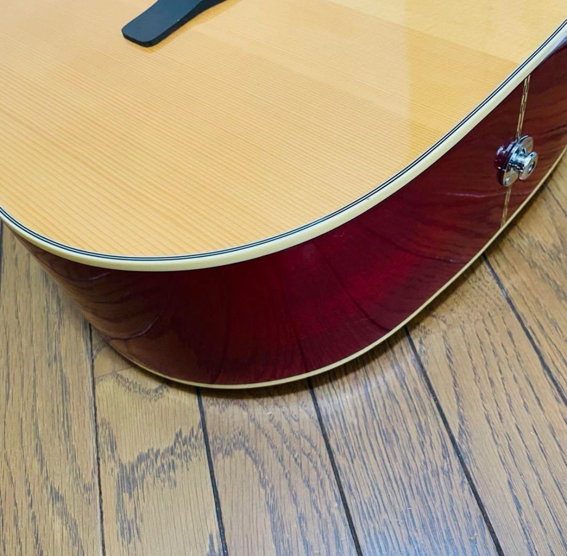 コ アコースティックギター